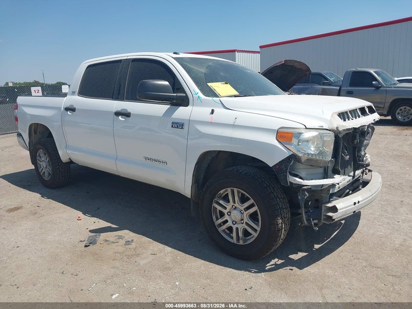 TOYOTA TUNDRA - zdjęcie 1