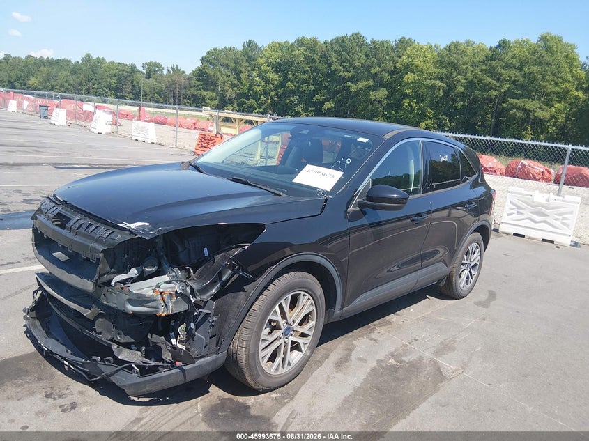FORD ESCAPE 2022 VIN 1FMCU9H60NUA40136