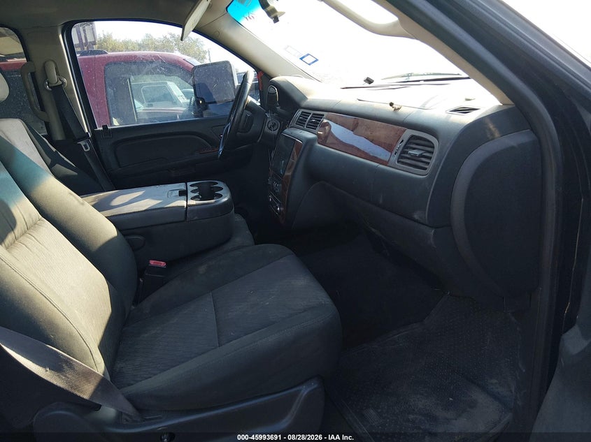 2013 CHEVROLET TAHOE auction photo 5