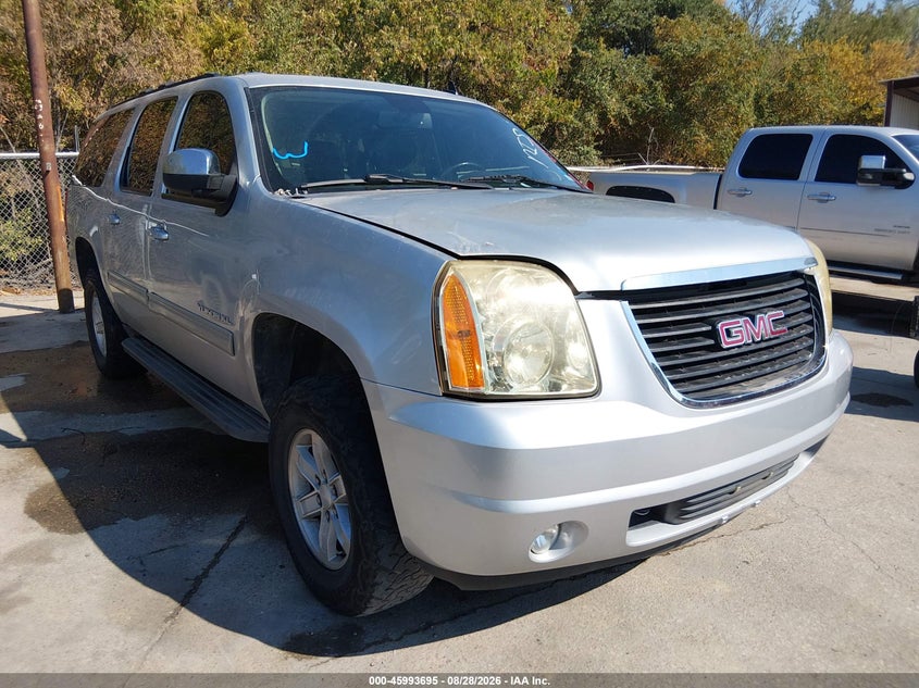 2012 GMC YUKON XL 1500 auction photo 1