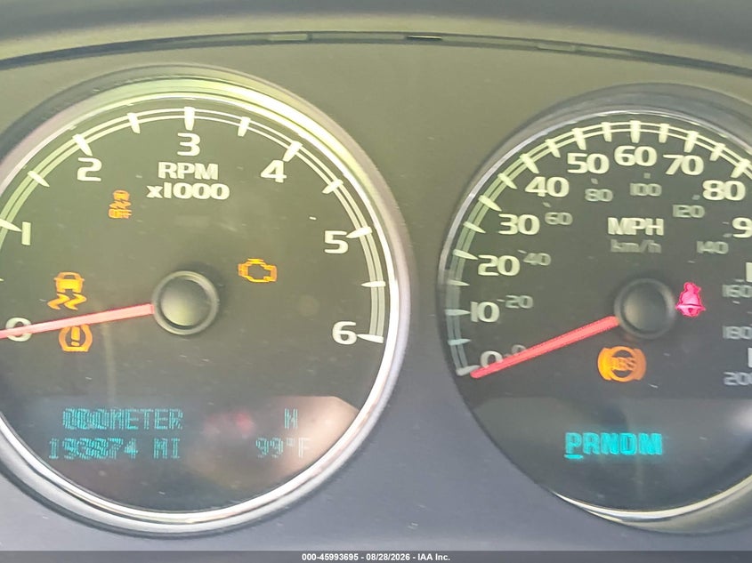 2012 GMC YUKON XL 1500 auction photo 7