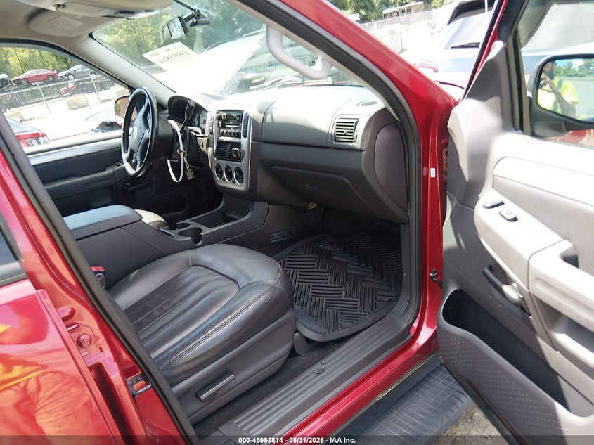 2004 MERCURY MOUNTAINEER auction photo 5