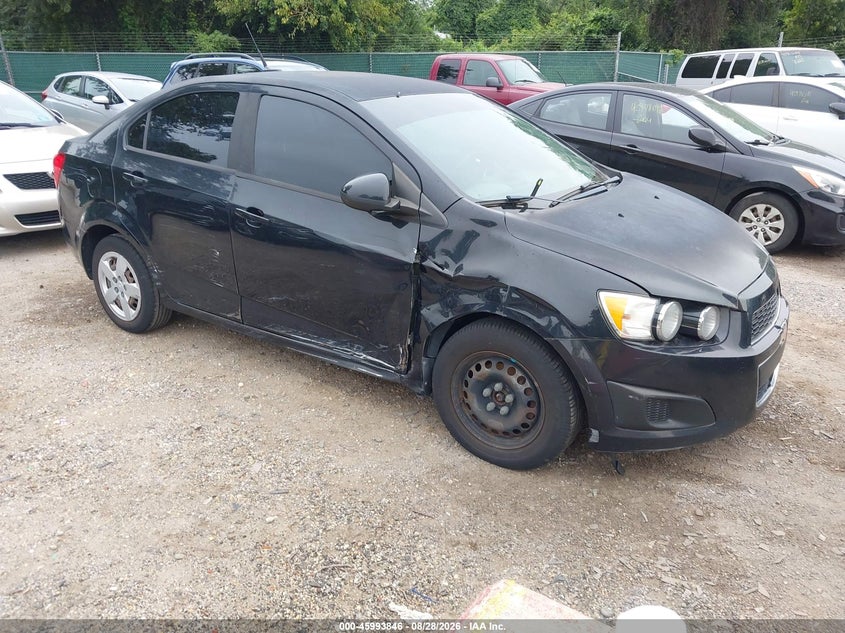 2013 CHEVROLET SONIC auction photo 1
