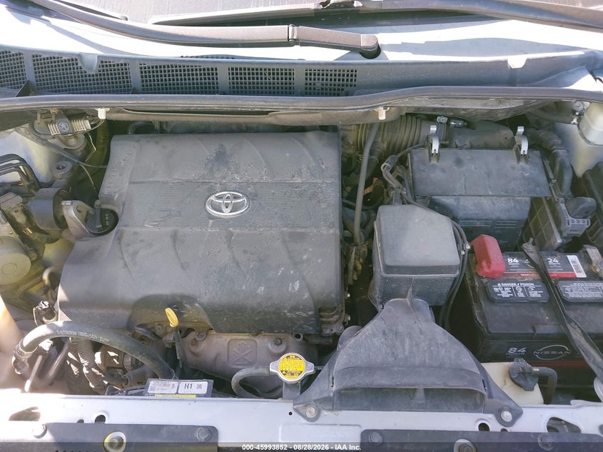 TOYOTA SIENNA - zdjęcie 10