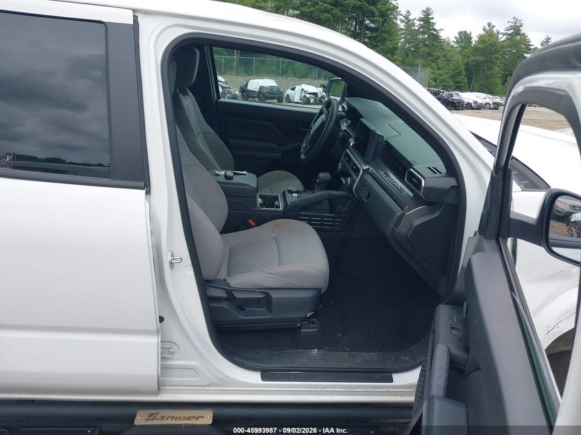 TOYOTA TACOMA 2025 VIN 3TMLB5JN8SM099035