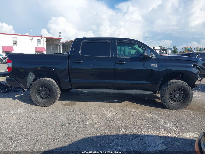 TOYOTA TUNDRA - zdjęcie 14