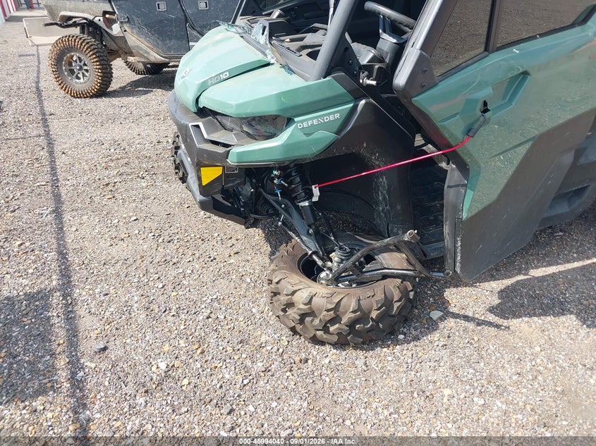 CAN-AM-DEFENDER ALL TERRAIN 2026 VIN 3JBUFAX49TK001601
