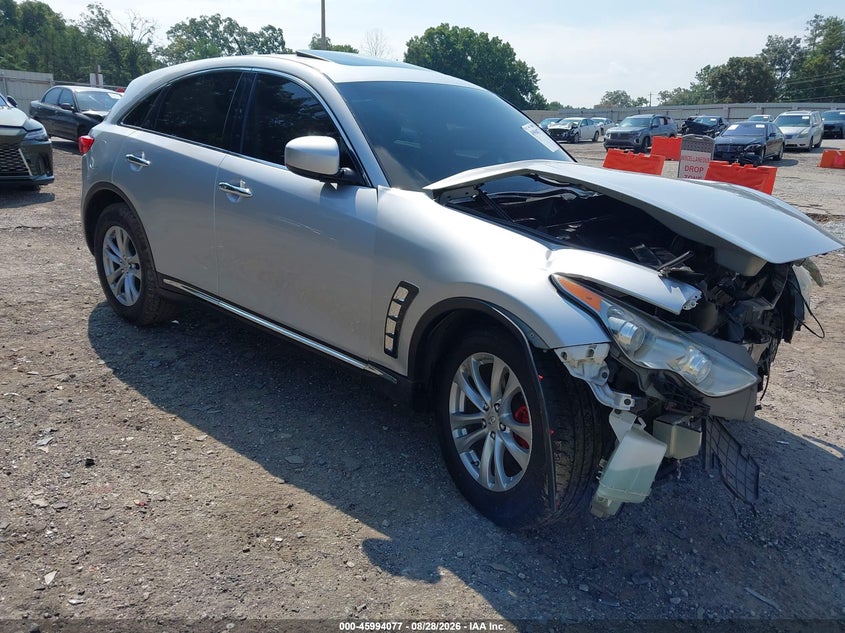 2017 INFINITI QX70