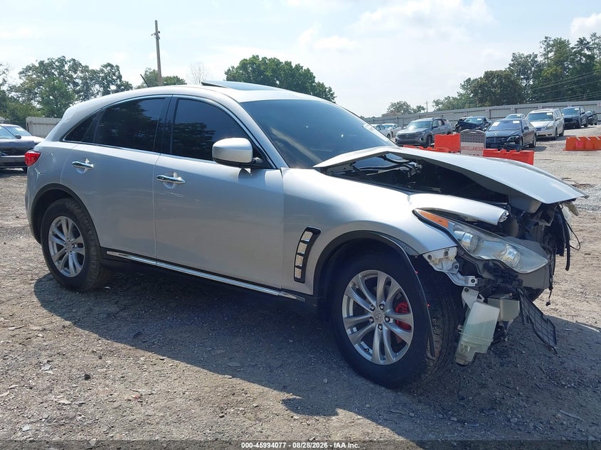 2017 INFINITI QX70 · Фото 6