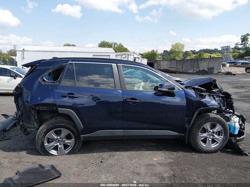 TOYOTA RAV4 - zdjęcie 13
