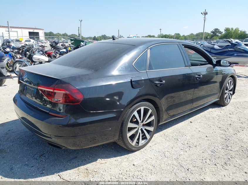2018 VOLKSWAGEN PASSAT auction photo 4