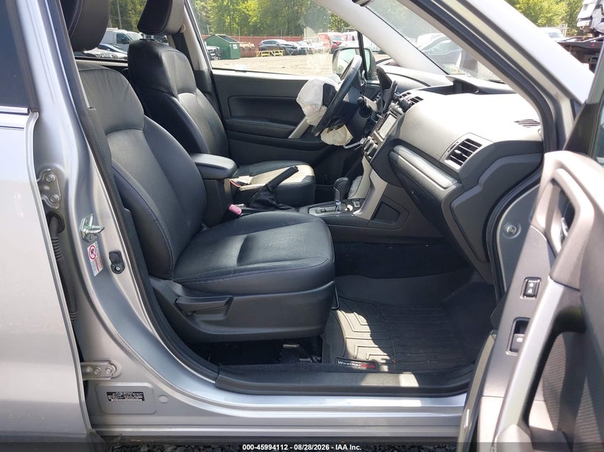 2014 SUBARU FORESTER auction photo 5