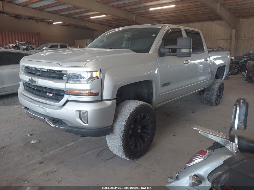 2017 Chevrolet Silverado, Левый зад, IAAI, VIN 3GCUKREC0HG276415 — фото 2