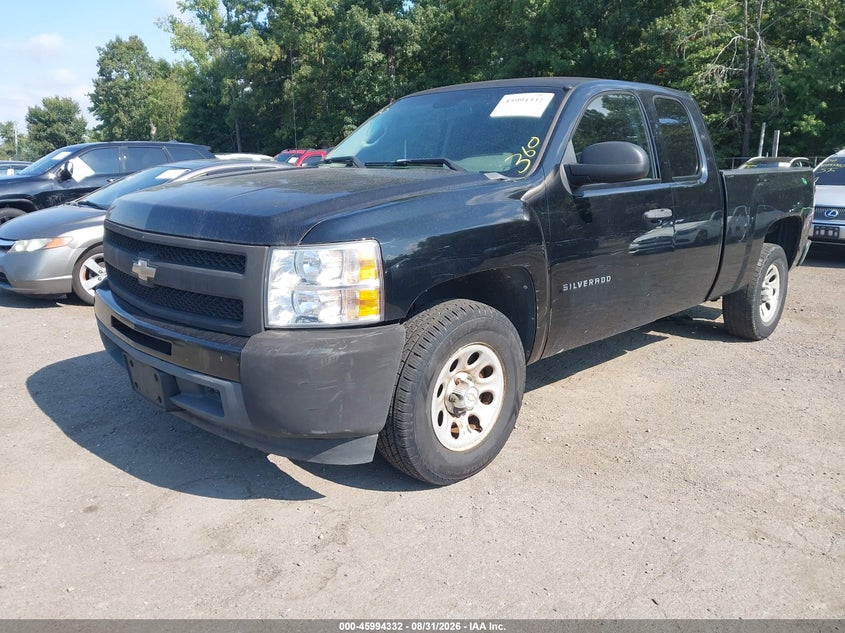 2010 Chevrolet Silverado, Left Rear, IAAI, VIN 1GCSCPEX9AZ123436 — photo 2