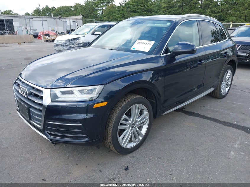 Vin: wa1bnafy2j2243855, lot: 46493721, audi q5 2.0t premium/2.0t tech premium 20182