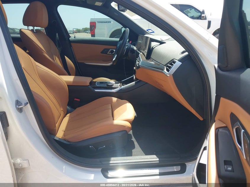 BMW 330I - zdjęcie 5