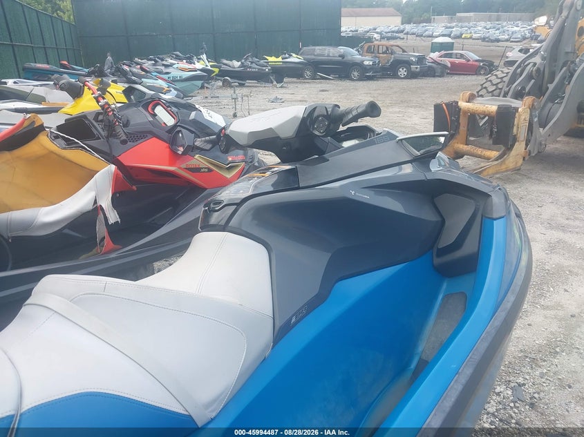 2019 SEADOO GTX 155 auction photo 5