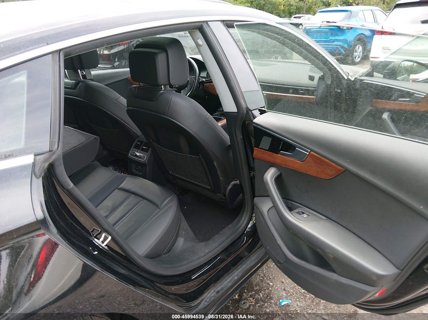 AUDI A5 SPORTBACK - zdjęcie 8