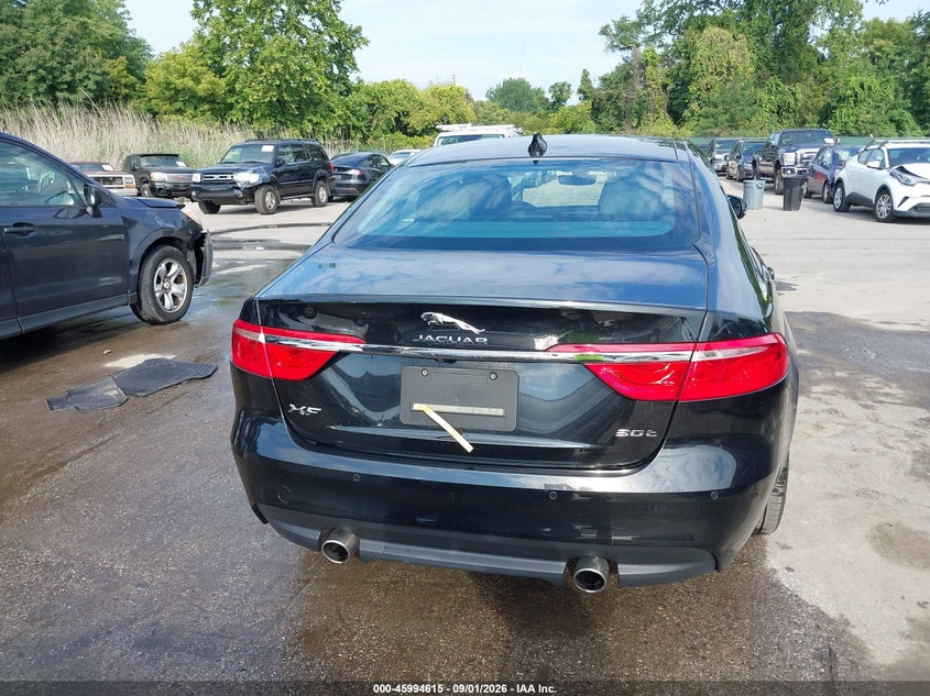 JAGUAR XF - zdjęcie 16
