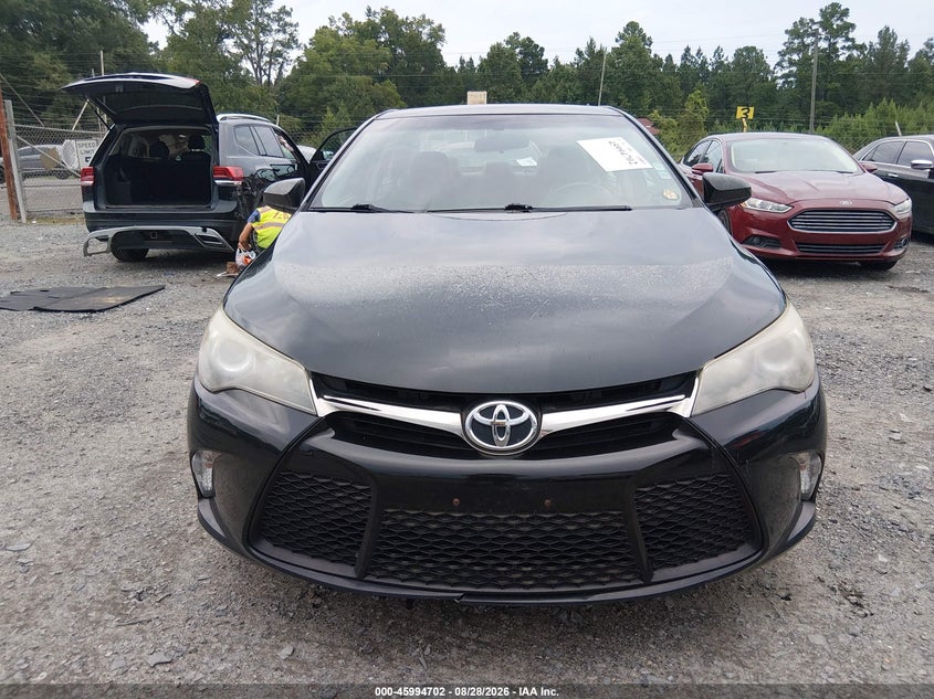 TOYOTA CAMRY - zdjęcie 12