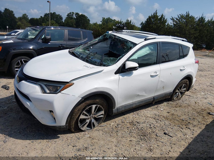 2017 Toyota RAV 4, Оба бока, IAAI, VIN 2T3RFREV0HW623933 — фото 2