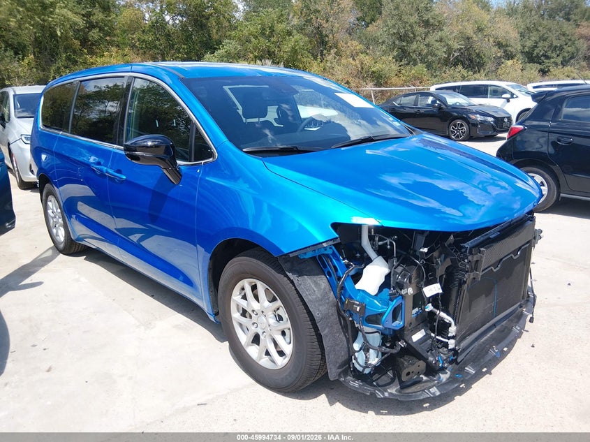 2027 CHRYSLER PACIFICA auction photo 1