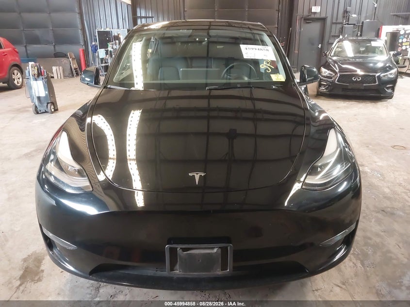 TESLA MODEL Y - zdjęcie 12