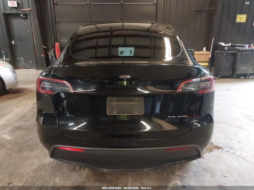 TESLA MODEL Y - zdjęcie 16