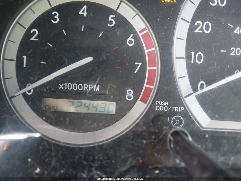 2005 TOYOTA SIENNA auction photo 7