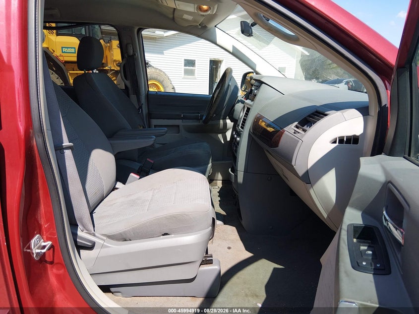 CHRYSLER TOWN & COUNTRY 2010 VIN 2A4RR4DE2AR150669