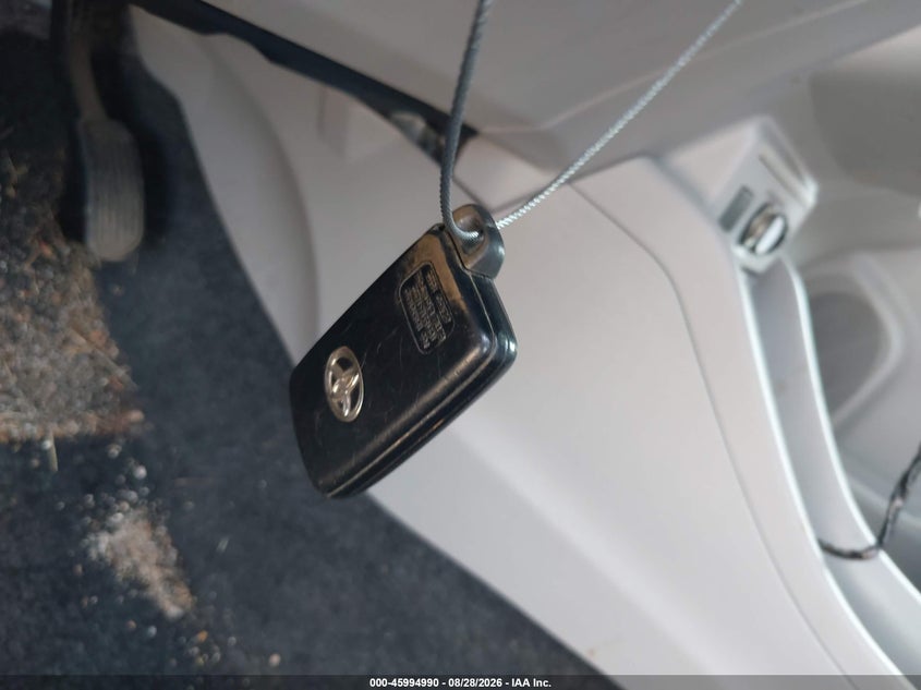 TOYOTA PRIUS V 2015 VIN JTDZN3EU9FJ029912