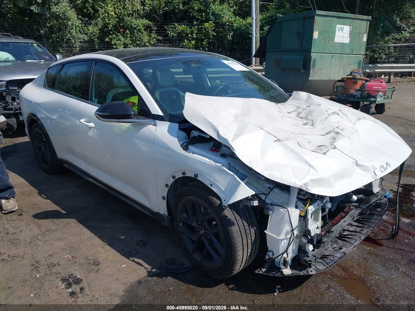 Vin: 3kpfw4dc0se119441, lot: 46494365, kia k4 gt-line turbo 2025 img_1