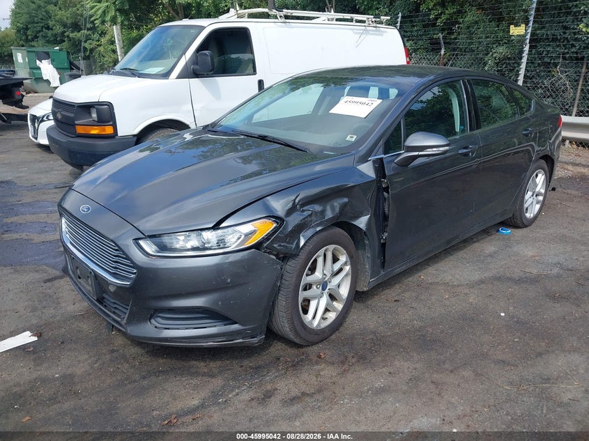 2015 FORD FUSION auction photo 2