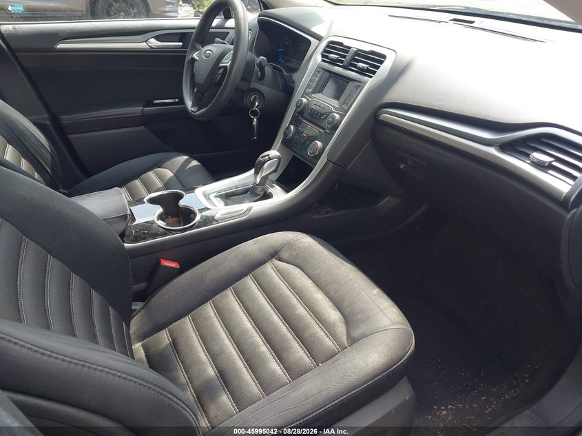 2015 FORD FUSION auction photo 5