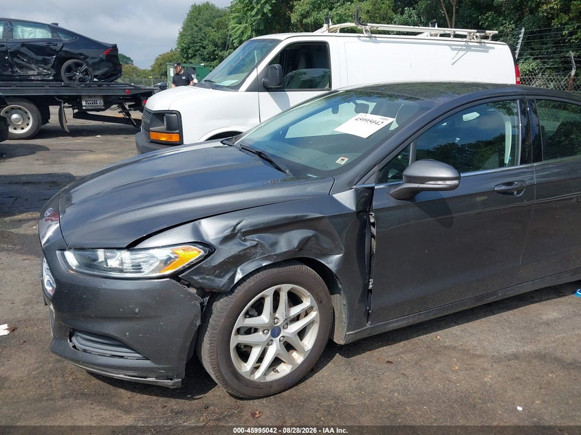 2015 FORD FUSION auction photo 6