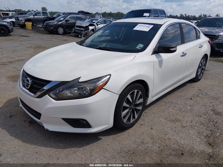 2017 Nissan Altima, Правий бік, IAAI, VIN 1N4AL3APXHC137200 — фото 2