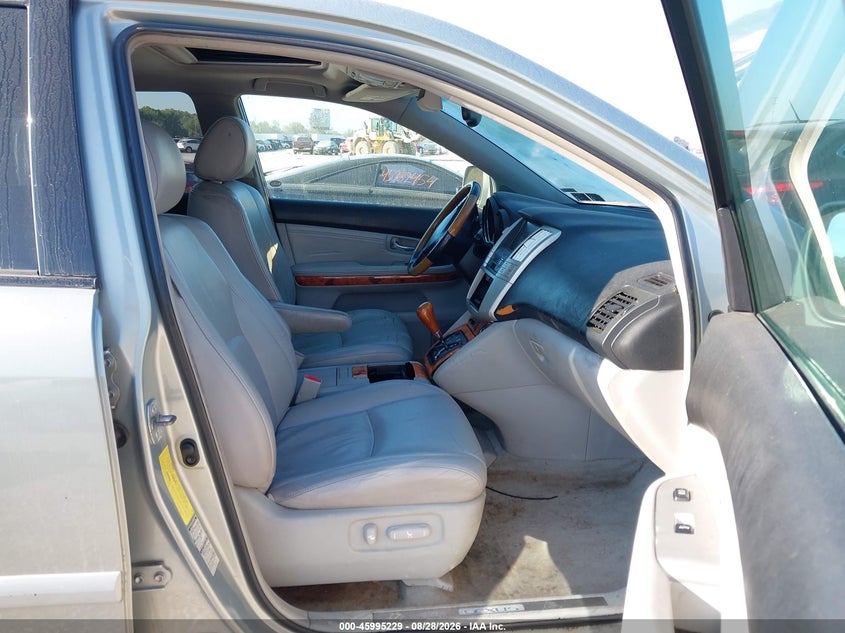 2005 LEXUS RX 330 auction photo 5