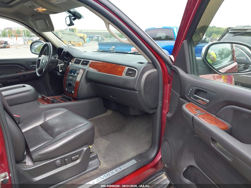 2009 CHEVROLET TAHOE auction photo 5