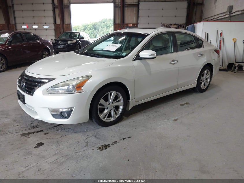 2014 NISSAN ALTIMA auction photo 2