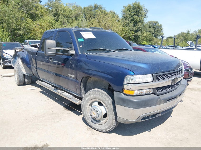 2002 CHEVROLET SILVERADO 3500 LS