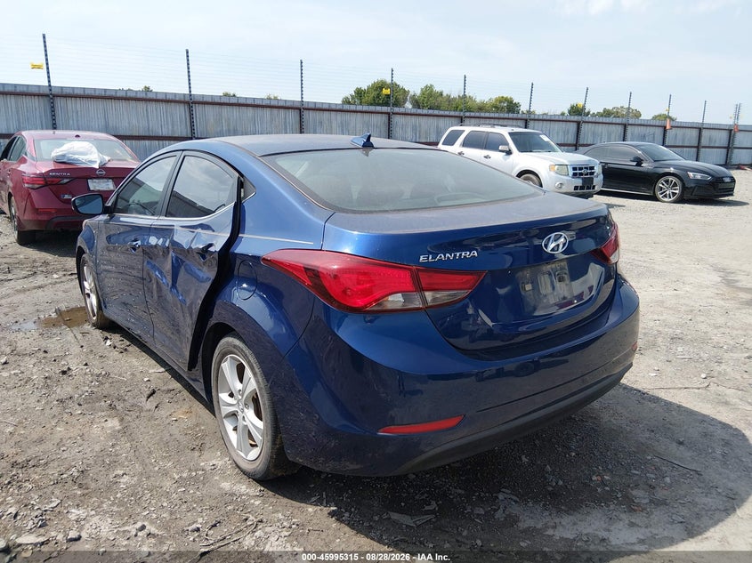 2016 HYUNDAI ELANTRA auction photo 3