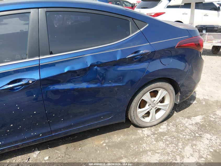 2016 HYUNDAI ELANTRA auction photo 6