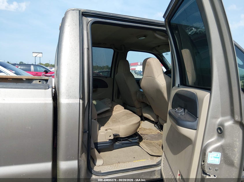 2005 FORD F-250 auction photo 8