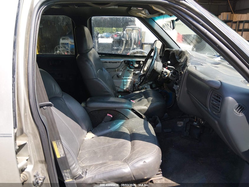 2002 CHEVROLET BLAZER — zdjęcie 5