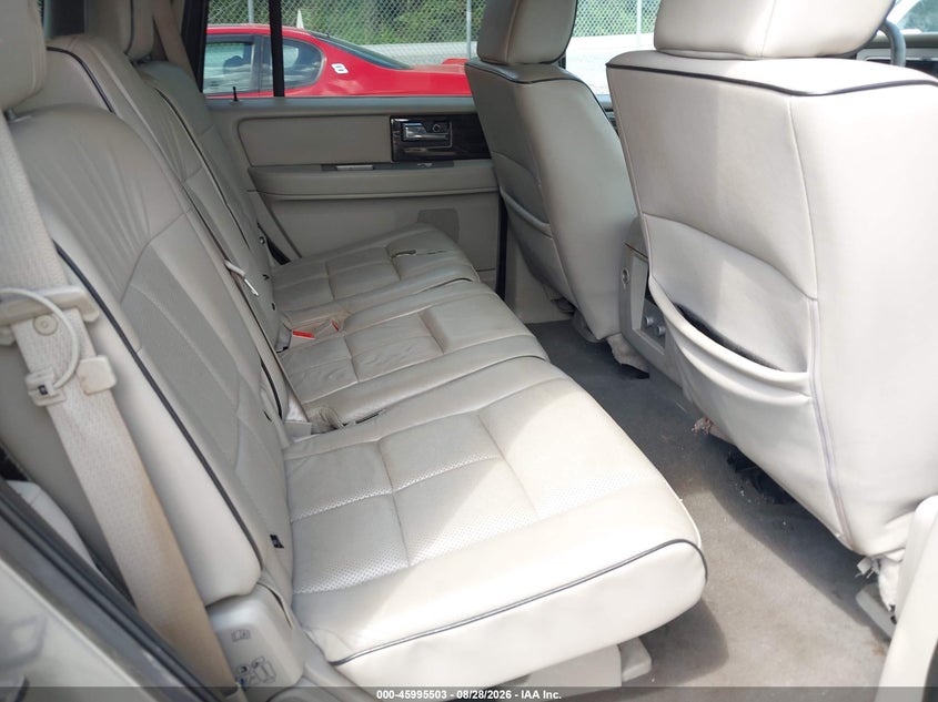 2008 LINCOLN NAVIGATOR auction photo 8