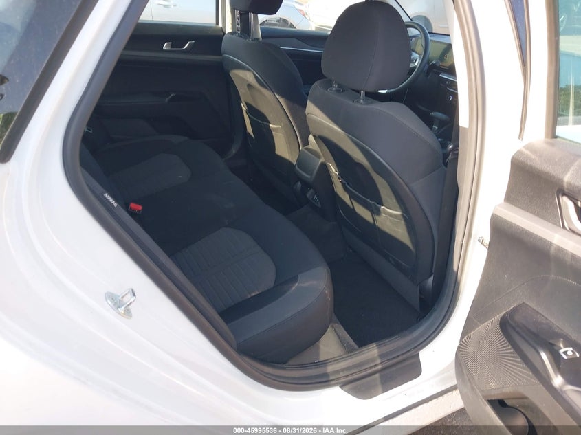 KIA K5 2025 VIN KNAG24J72S5283242