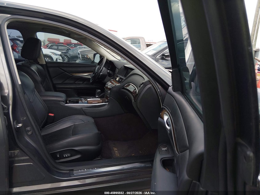 2012 INFINITI M37 auction photo 5