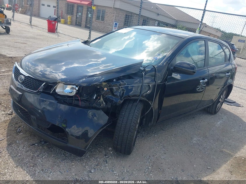2013 Kia Forte, Front End, IAAI, VIN KNAFU5A22D5663698 — photo 2
