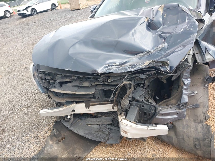 2015 HYUNDAI GENESIS auction photo 6