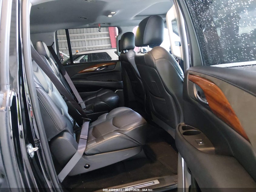 2016 CADILLAC ESCALADE ESV auction photo 8